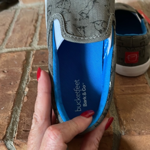 NWT Bucketfeet Shoodles Gray Slip On Sneakers - Picture 7 of 7